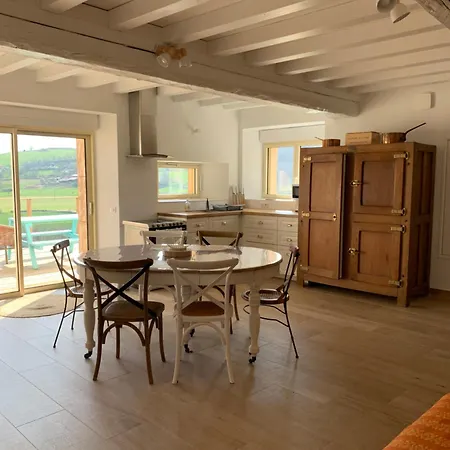 Holiday home Belle Vue A Proche De Lyon *